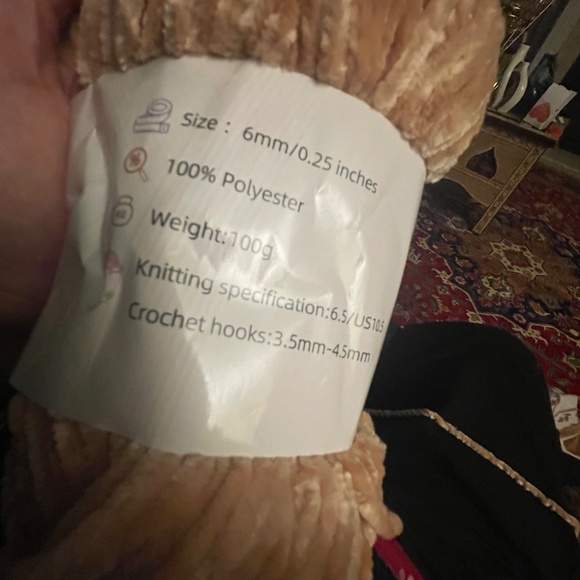 Yarn 🧶 - Picture 3 of 4